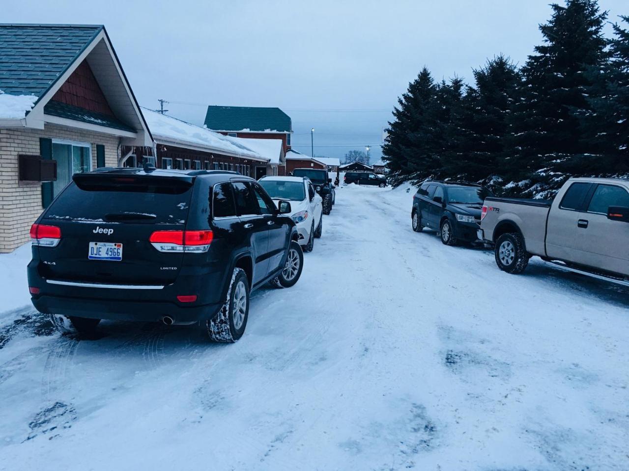 Big Bear Lodge Alpena Luaran gambar